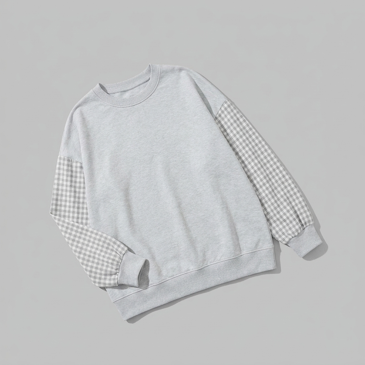 Women patchwork plaid crew neck top relaxed fit in navy blue