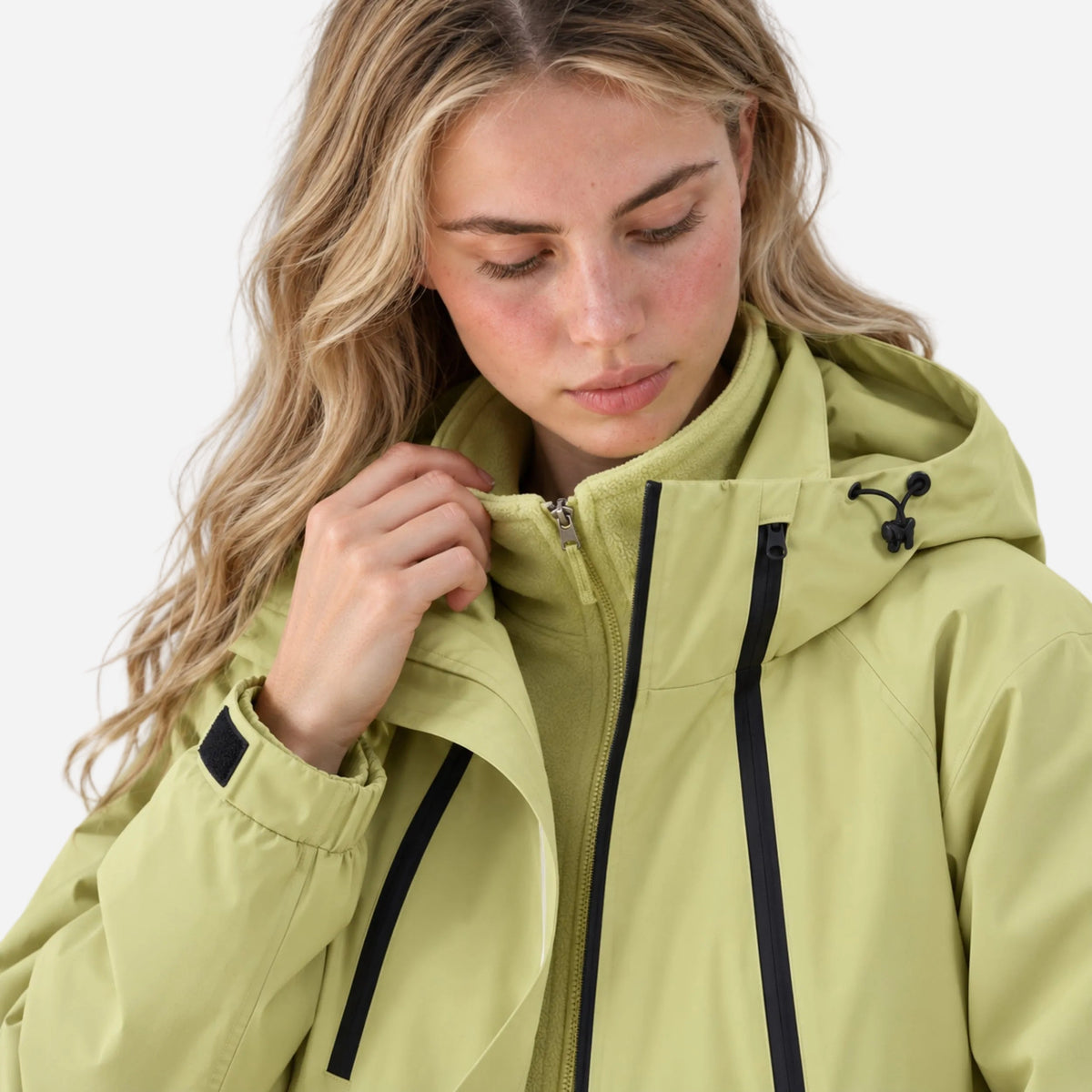 Women waterproof jacket hooded cropped with adjustable cuffs and zip closure