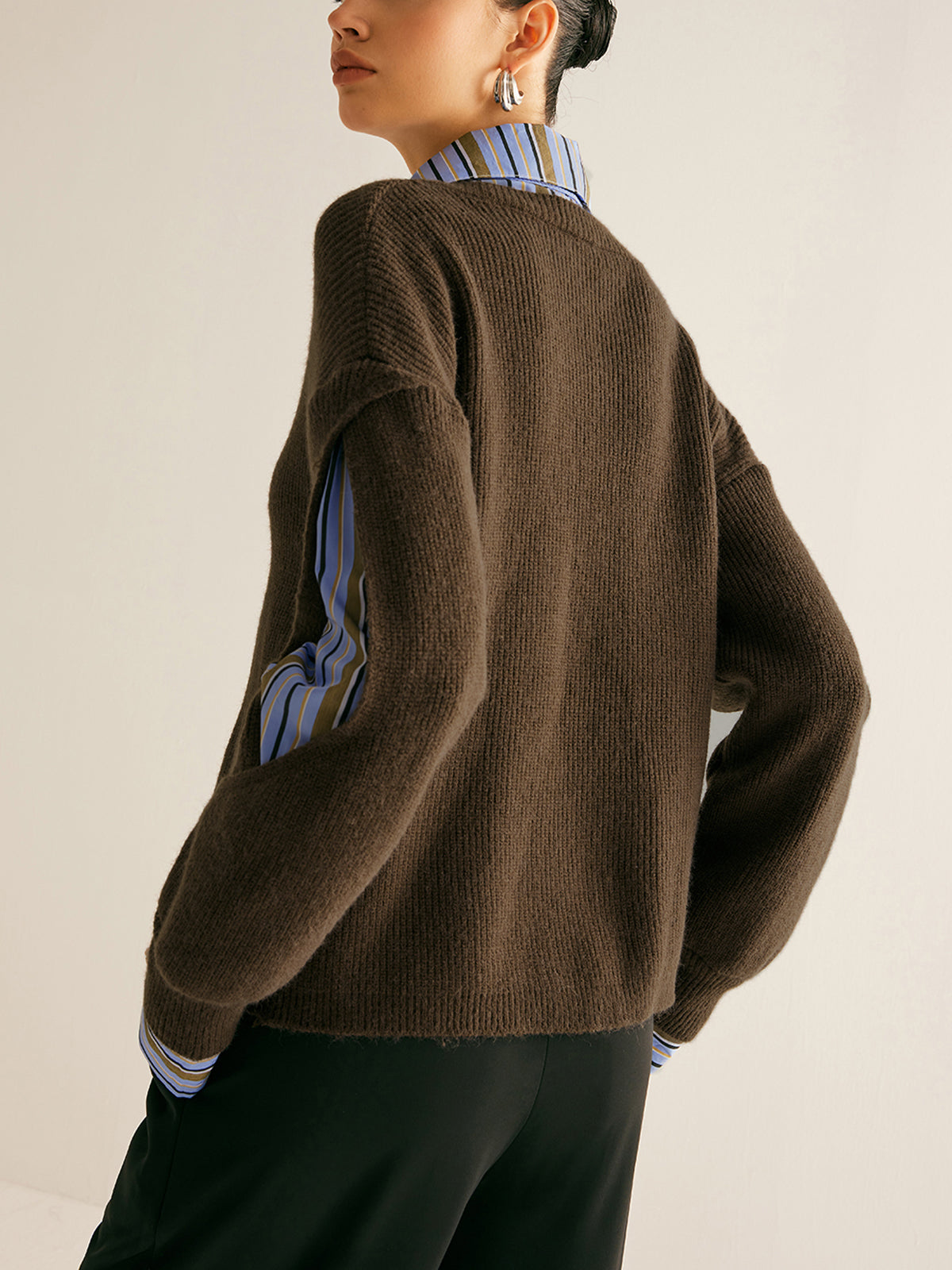 Women ribbed cutout colorblock sweater in dark brown and grey knit