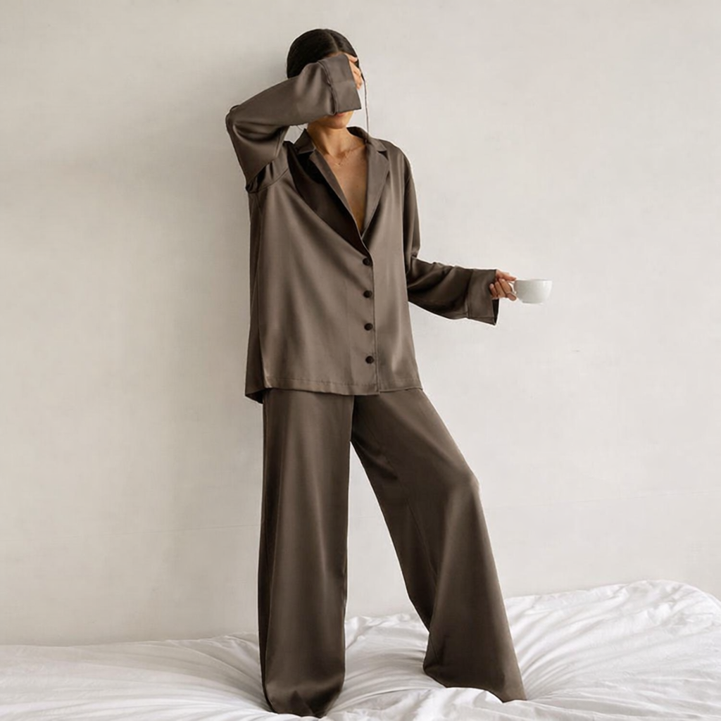 Pyjama set | Women, elegant luxe style | Comfortable sleepwear