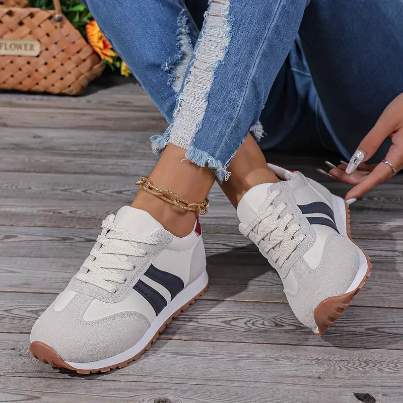 Orthopedic comfort sneakers with arch support and cushioned insole