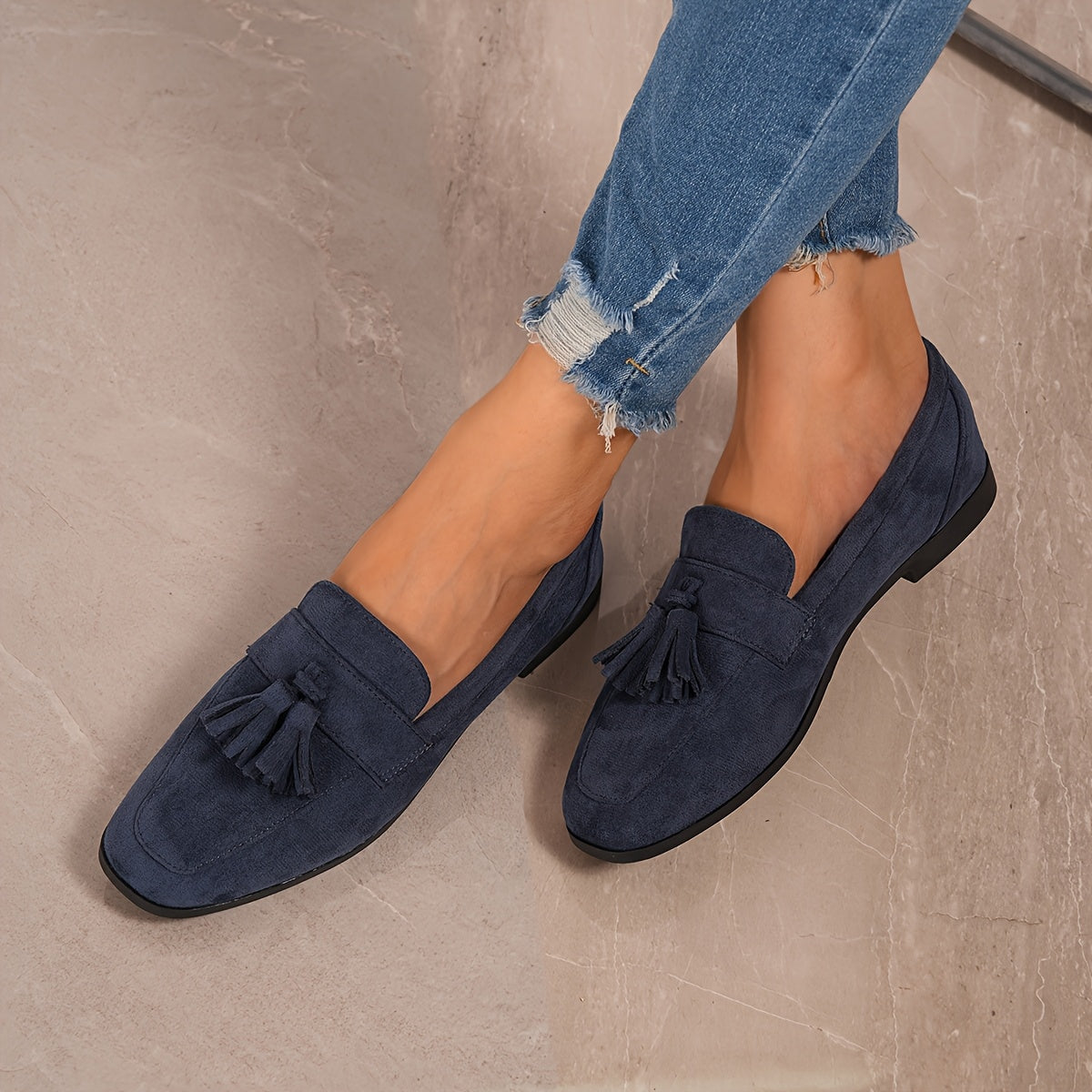 Women supportive walking shoes cushioned wide fit in navy blue and green