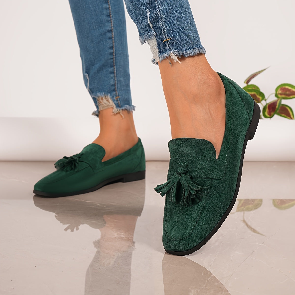 Women supportive walking shoes cushioned wide fit in navy blue and green