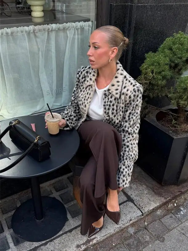 Womens leopard print coat with long sleeves and single breasted winter style