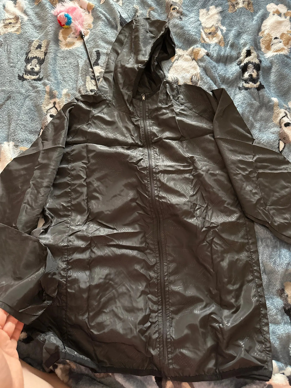 Women men lightweight packable waterproof windbreaker rain jacket UPF 50 sun protection