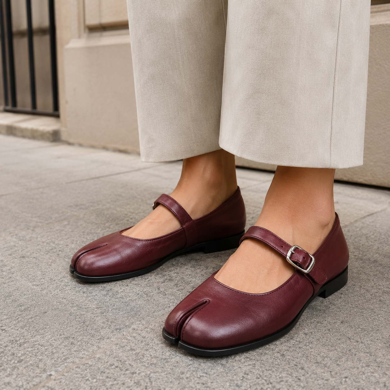 Women's Mary Jane Flats | Split Toe Leather | Minimalist Comfort