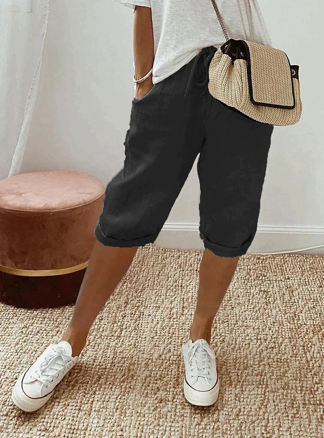 Pants - Women | Capris, elastic waistband | Casual, with pockets
