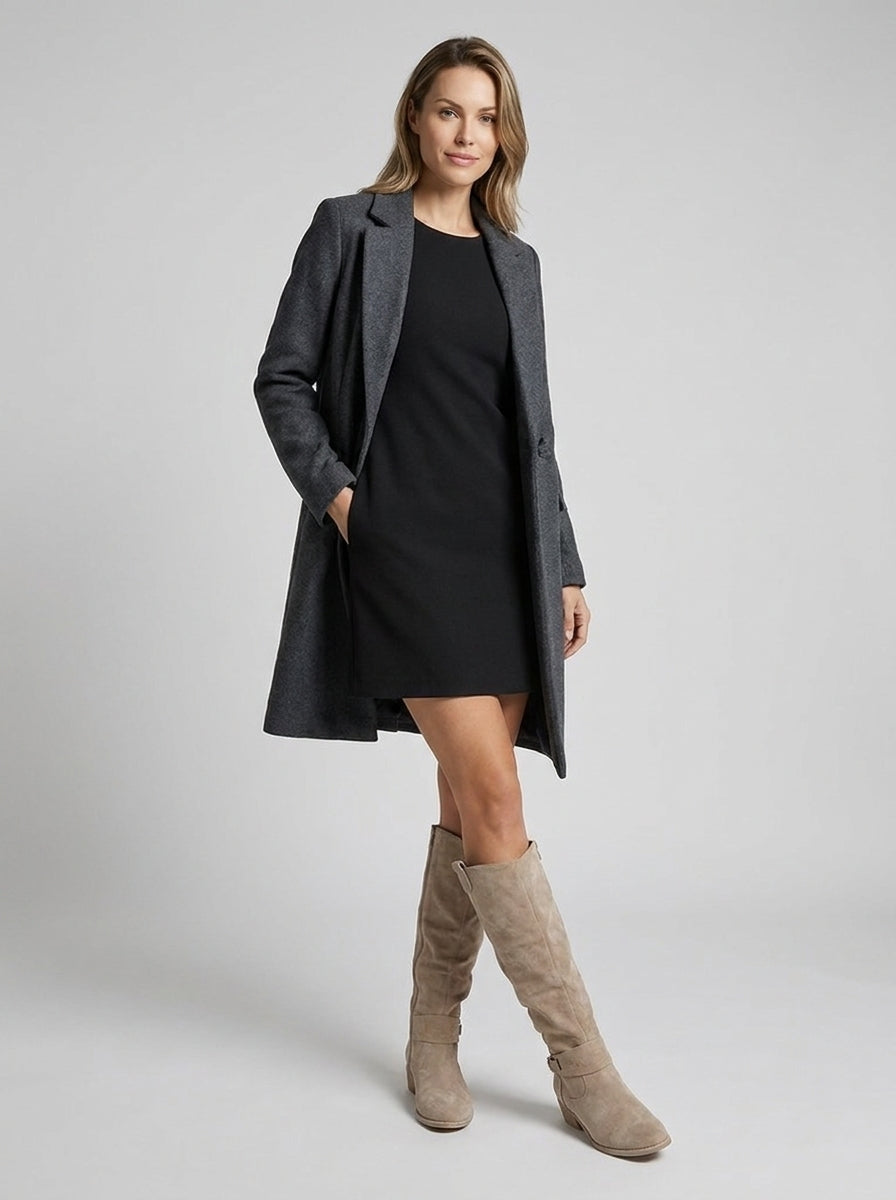 Womens knee high cowboy boots in suede with block heel and western style