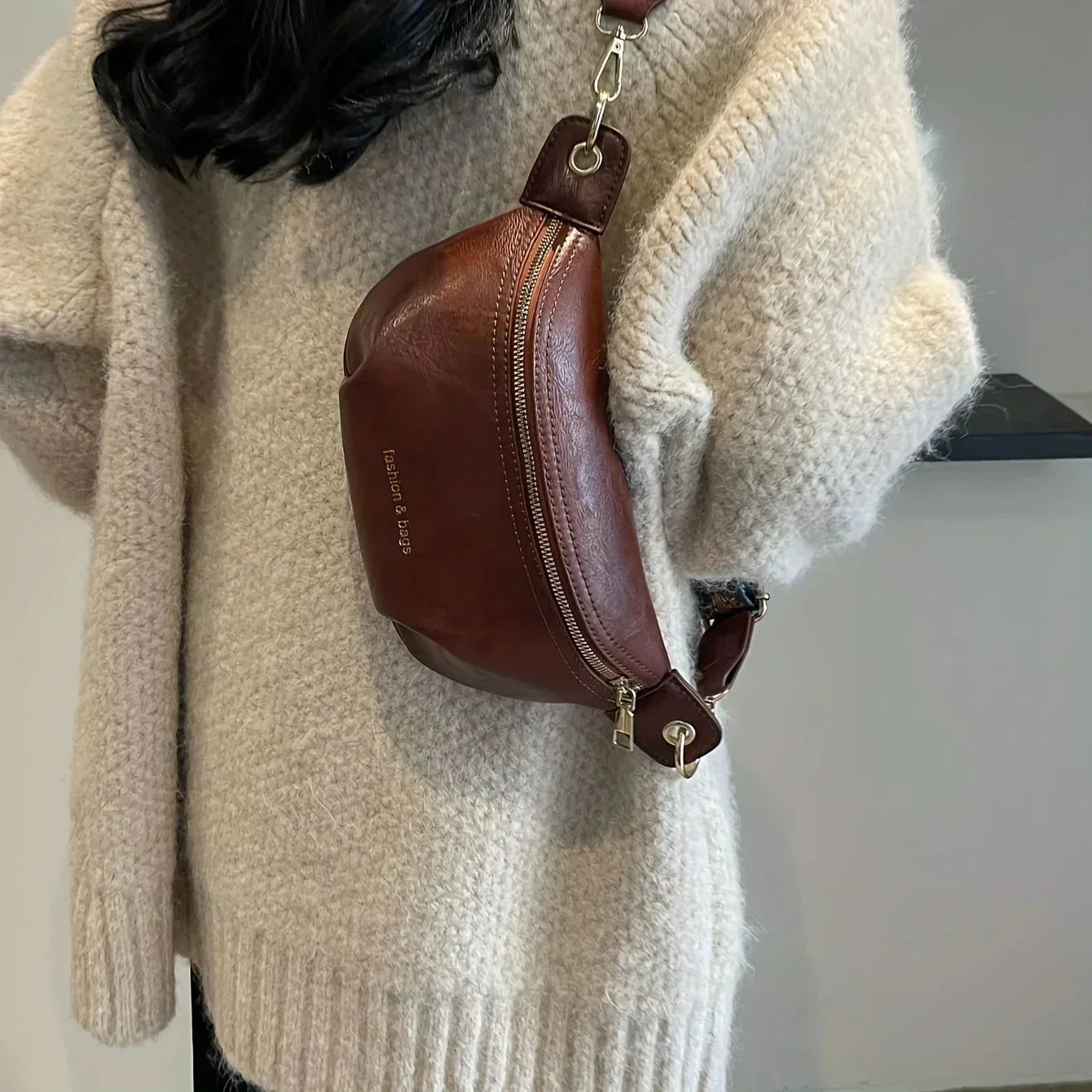 Women's Leather Fanny Pack | Adjustable Strap, Zipped Compartments