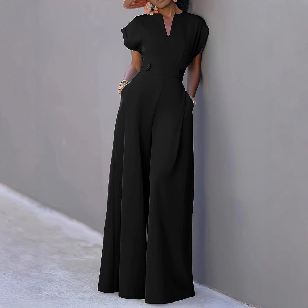 Ladies elegant jumpsuit with wide legs and practical pockets