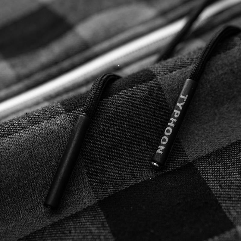 Men's plaid hooded jacket with casual streetwear style