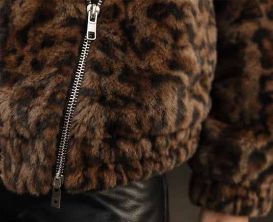 Womens leopard print jacket with pearl lapel, casual short winter style
