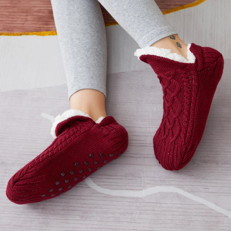 Slipper Socks | Men’s Fluffy, Thermal Crew | Non Slip Snowflake Grip