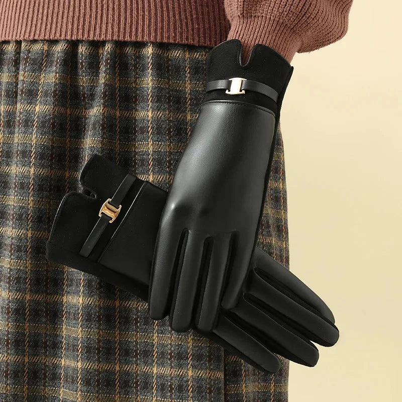 Women winter windproof touchscreen gloves thermal warm in black and beige