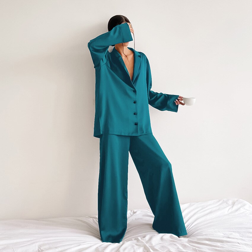 Pyjama set | Women, elegant luxe style | Comfortable sleepwear