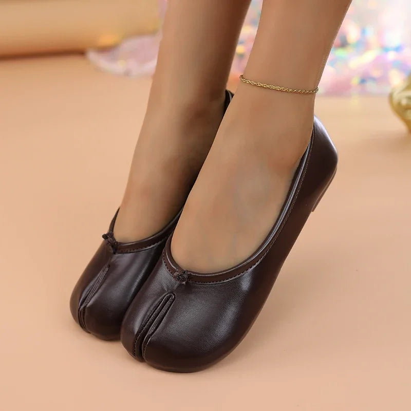 Women's Tabi Ballet Flats | Split Toe, Soft Leather, Slip-On