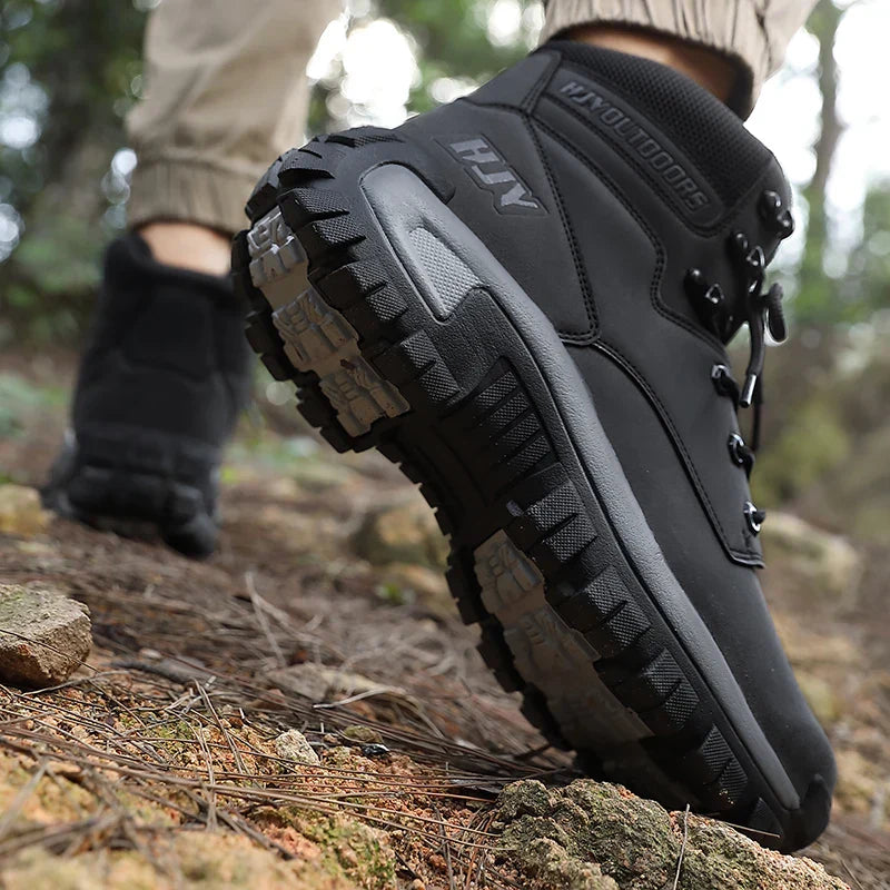 Men's High Trekking Boots - Non-Slip - Outdoor Work