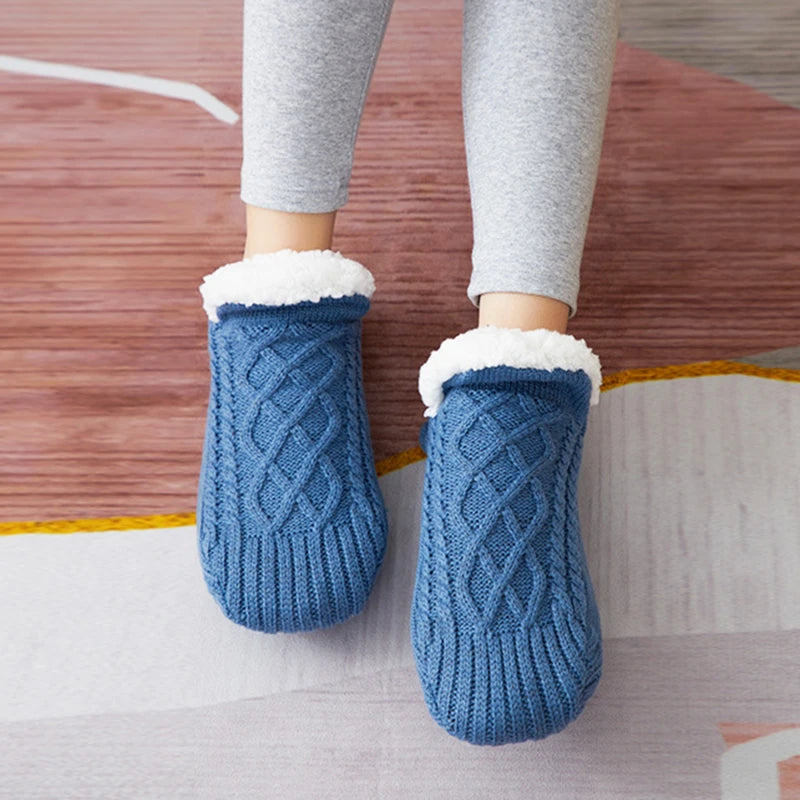 Slipper Socks | Men’s Fluffy, Thermal Crew | Non Slip Snowflake Grip