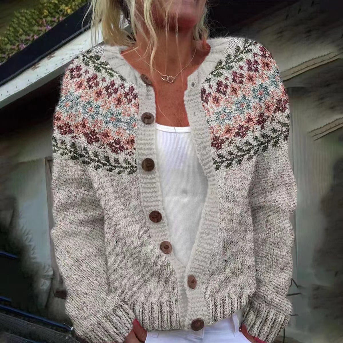Women's Knit Cardigan | Elegant Vintage Icelandic Pattern | Warm Comfort