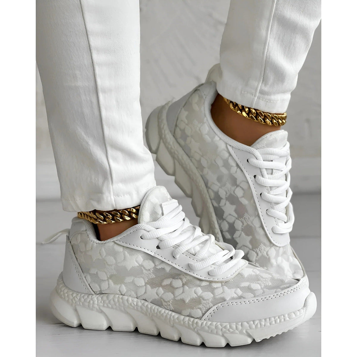 Women lace-up closed toe shoes in white, structured daily wear