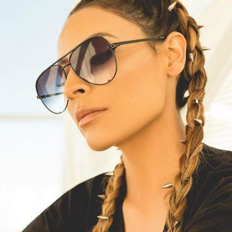 Lune London Aviator Sunglasses with mirrored lenses