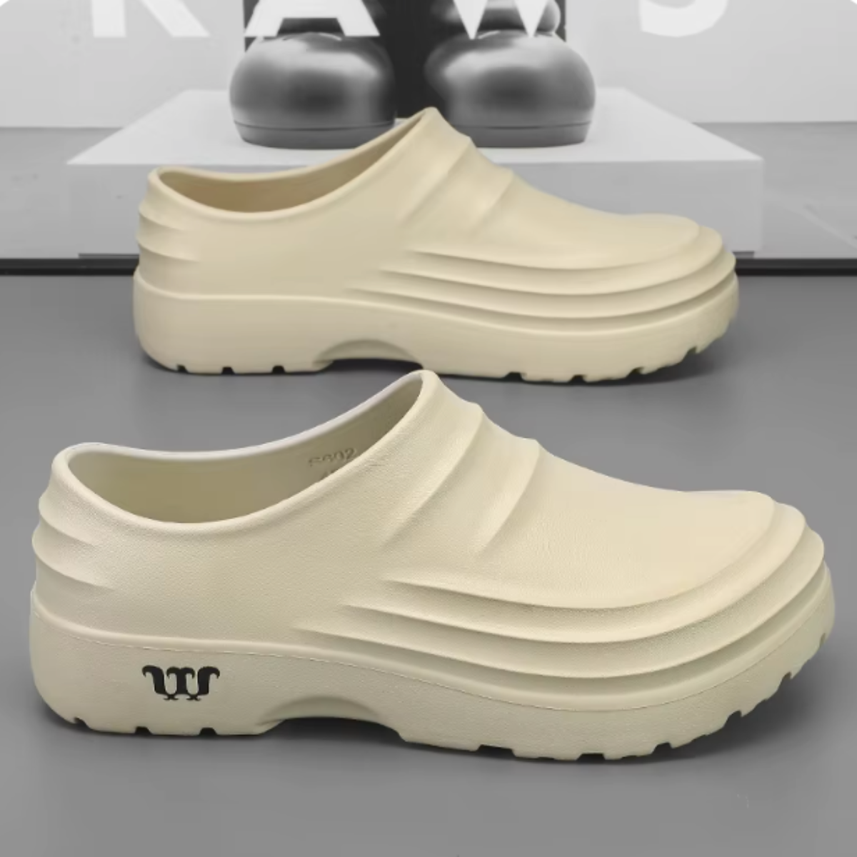 Orthopedic Clogs | Waterproof, Breathable | Black, Beige