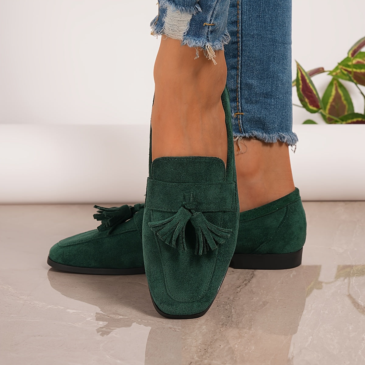 Women supportive walking shoes cushioned wide fit in navy blue and green