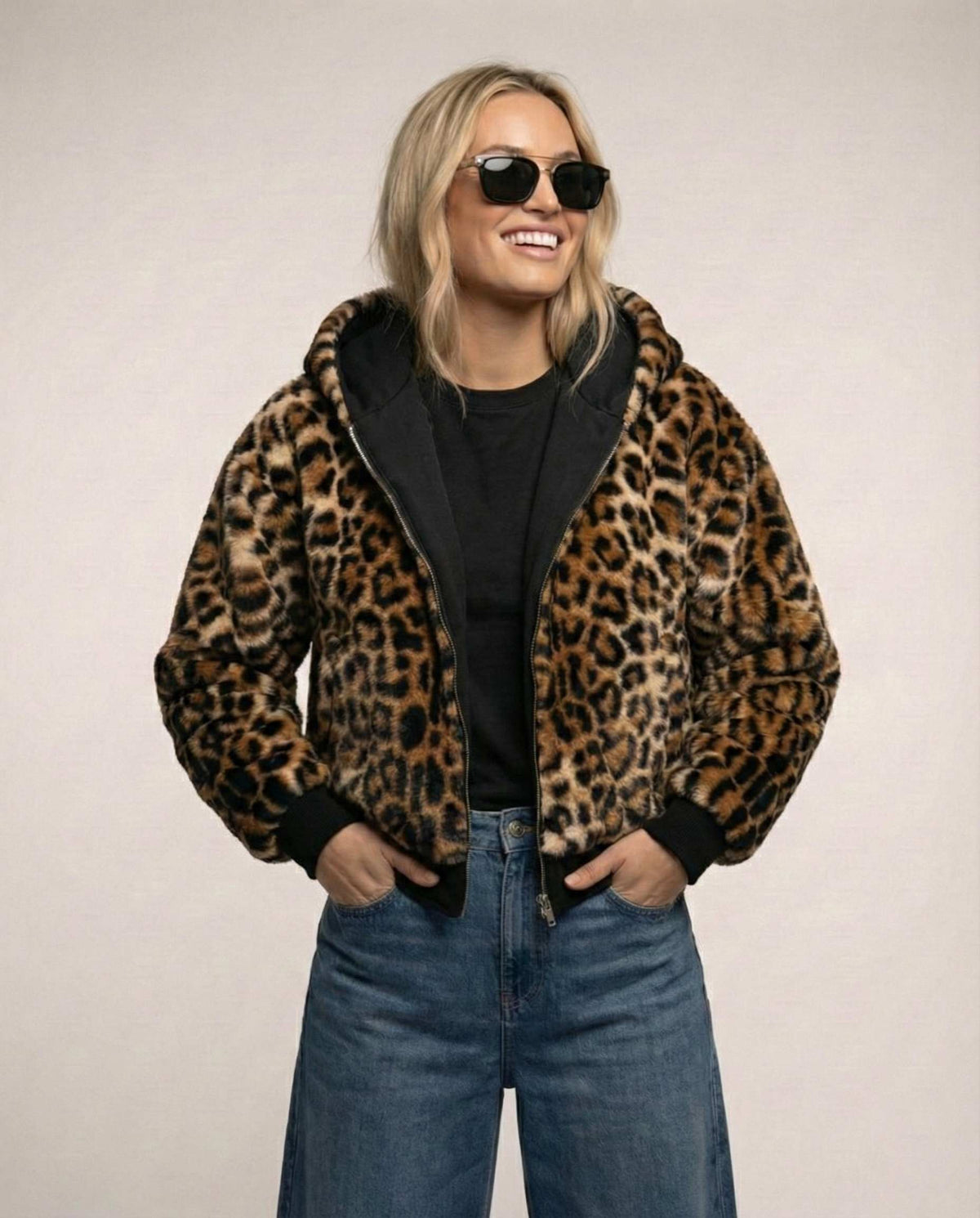 Womens leopard print bomber jacket with hood, black sporty style
