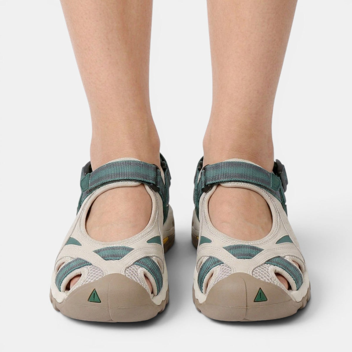 Women flat sandals closed toe non slip lightweight design