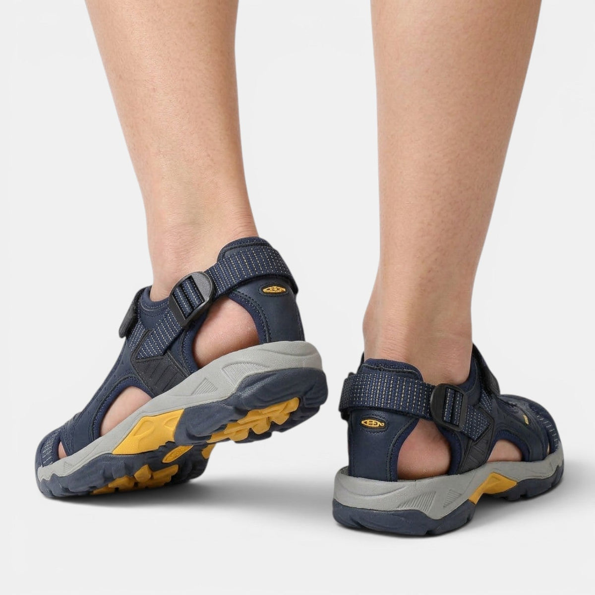 Women flat sandals closed toe non slip lightweight design