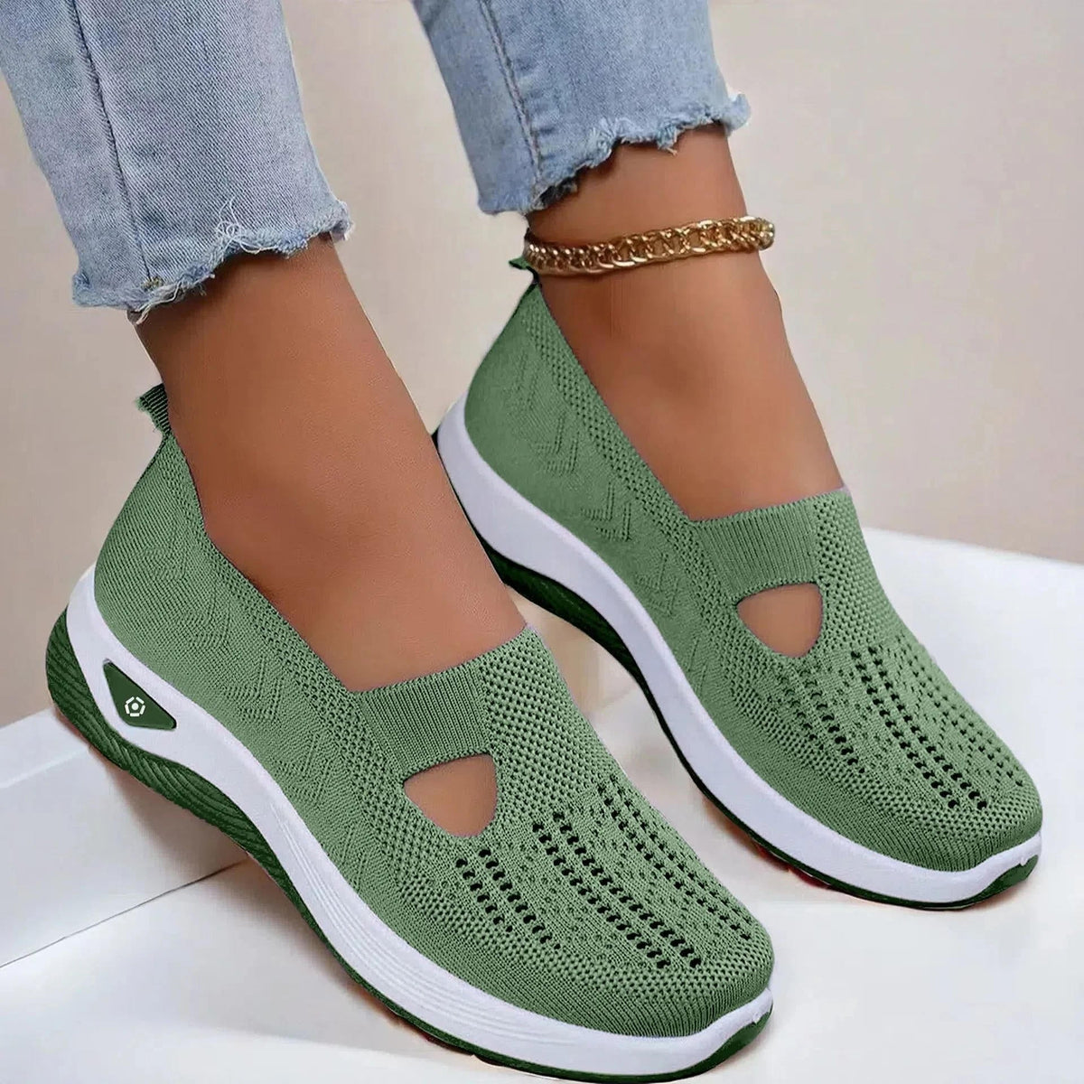 Women's breathable orthopedic slip-on shoes with memory foam and non-slip rubber sole