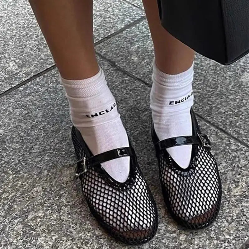 Women mesh ballet flats mary jane style with adjustable buckle strap and round toe