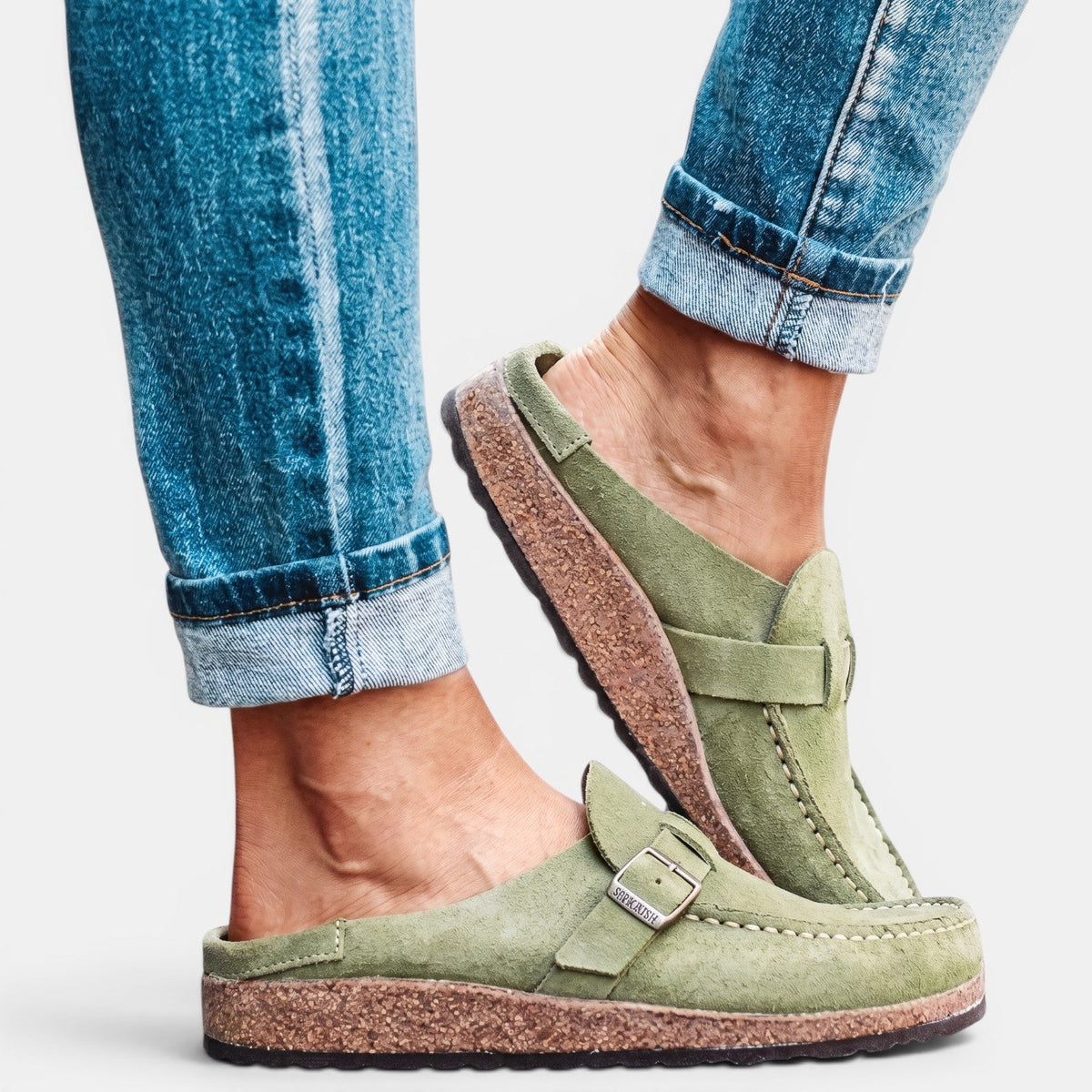 Women suede orthopedic sandals with adjustable buckle and cushioned footbed
