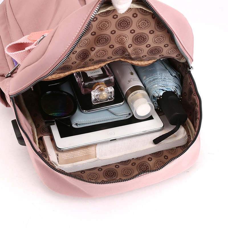 Schoolbag with USB Port | Waterproof, Anti-Theft, Multi-Compartment